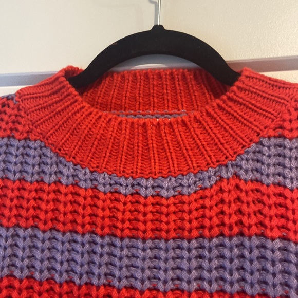 Cloud ten sweater sz small red purple white stripes like new chunk knit sweater - Picture 10 of 15